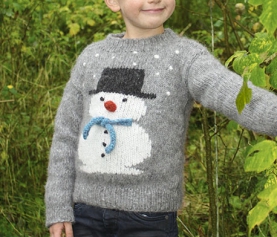 Kersttrui voor kinderen breien met sneeuwpop